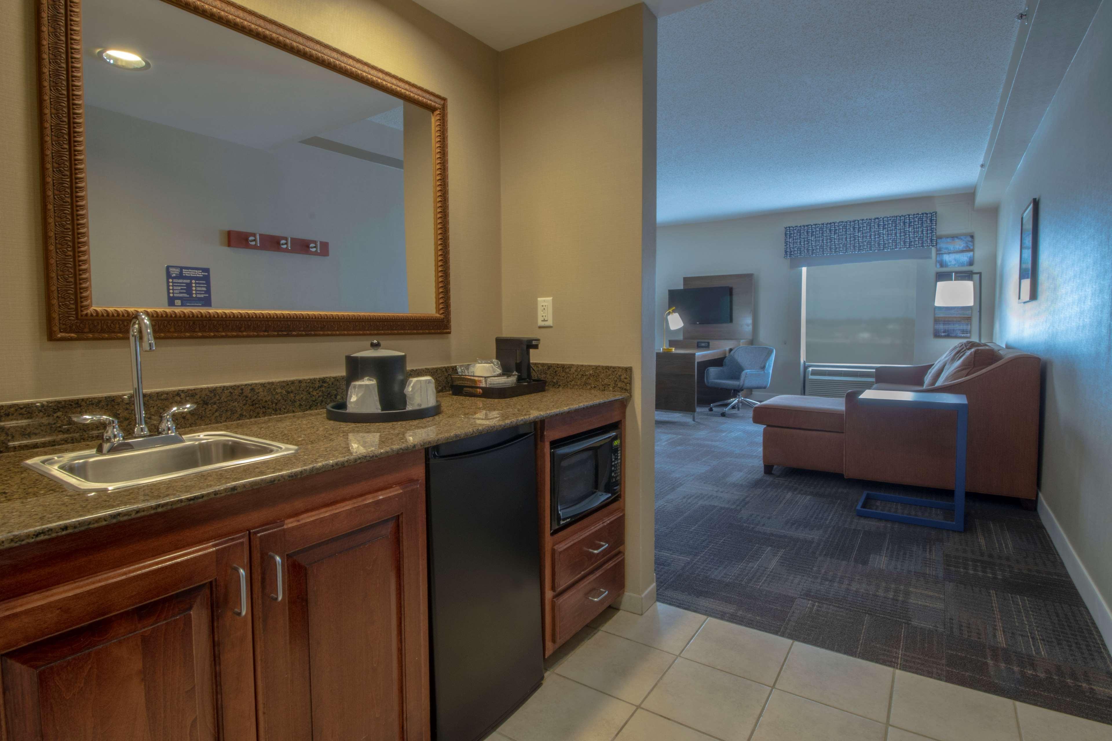 Hampton Inn & Suites Chesapeake-Battlefield Boulevard Exterior foto